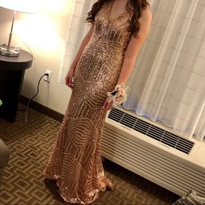 Ellie Wilde Dress Size 8